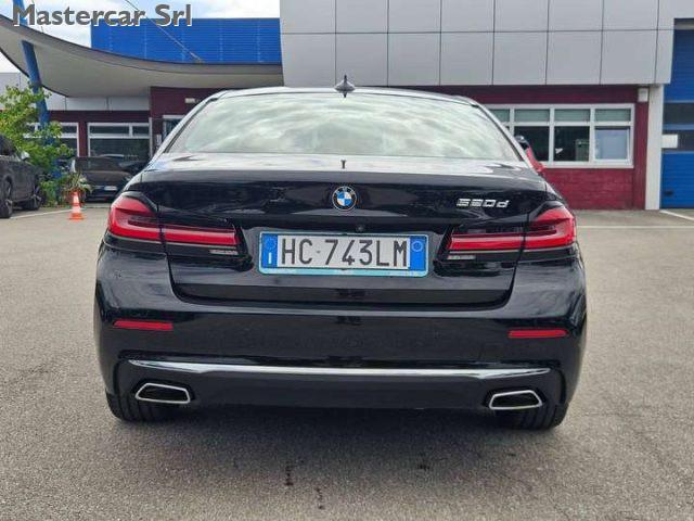 BMW 520 Serie 5 G30 2020 Berlina 520d mhev 48V Luxury auto