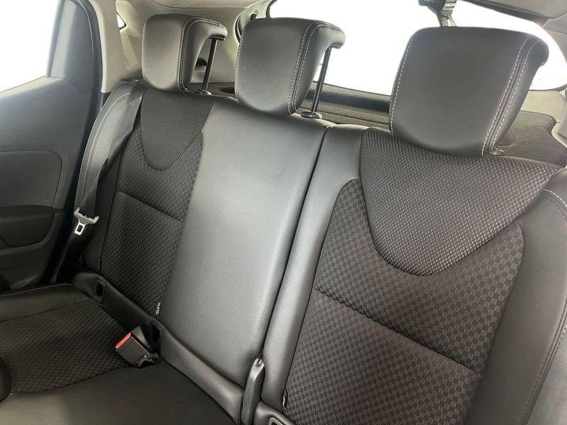 Renault Clio Clio 1.2 16v Duel2 75cv