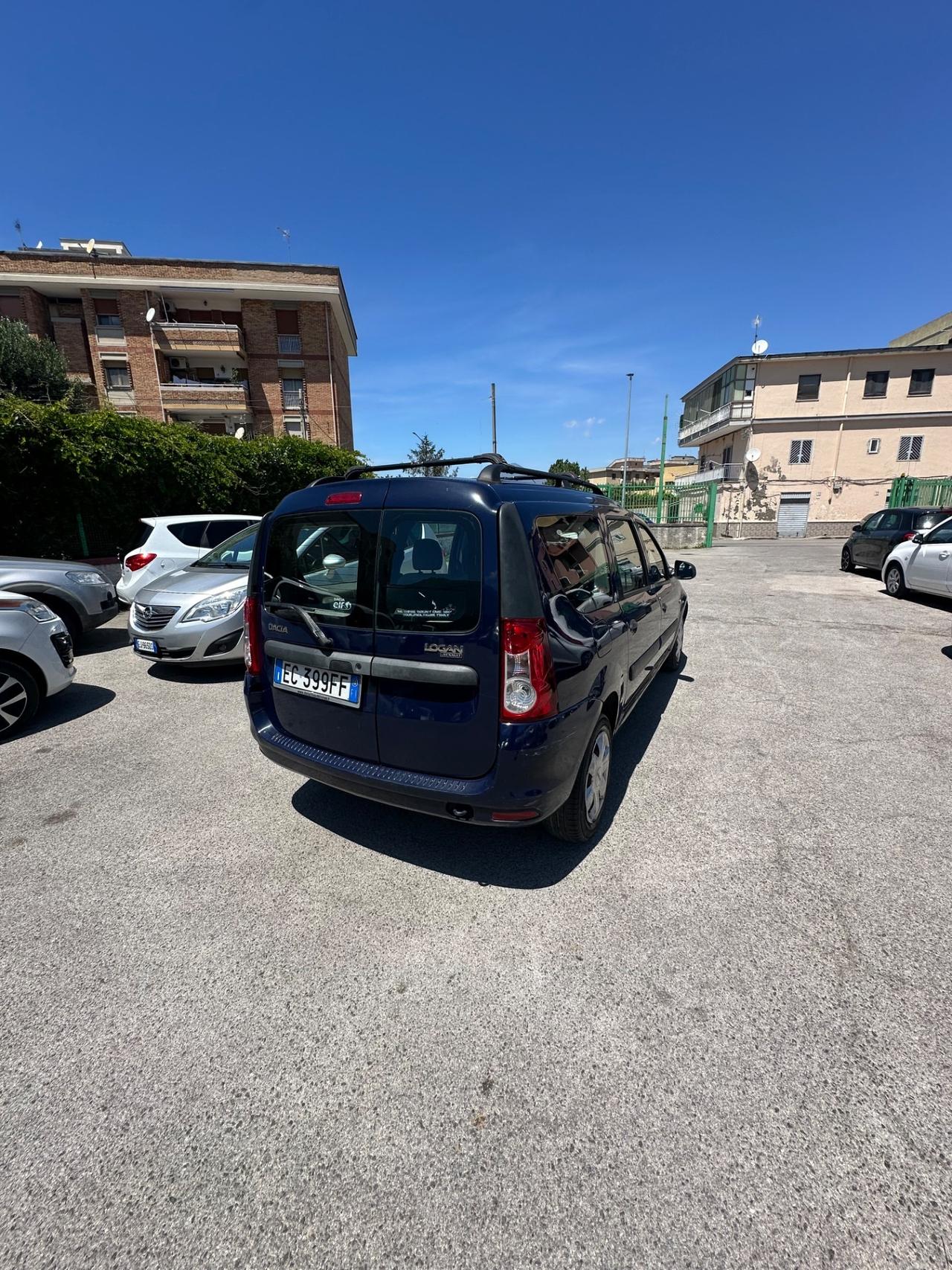 Dacia Logan MCV 1.6 90CV 5 posti Lauréate