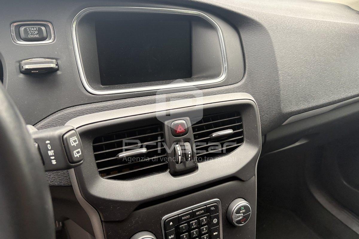 VOLVO V40 T2 Geartronic
