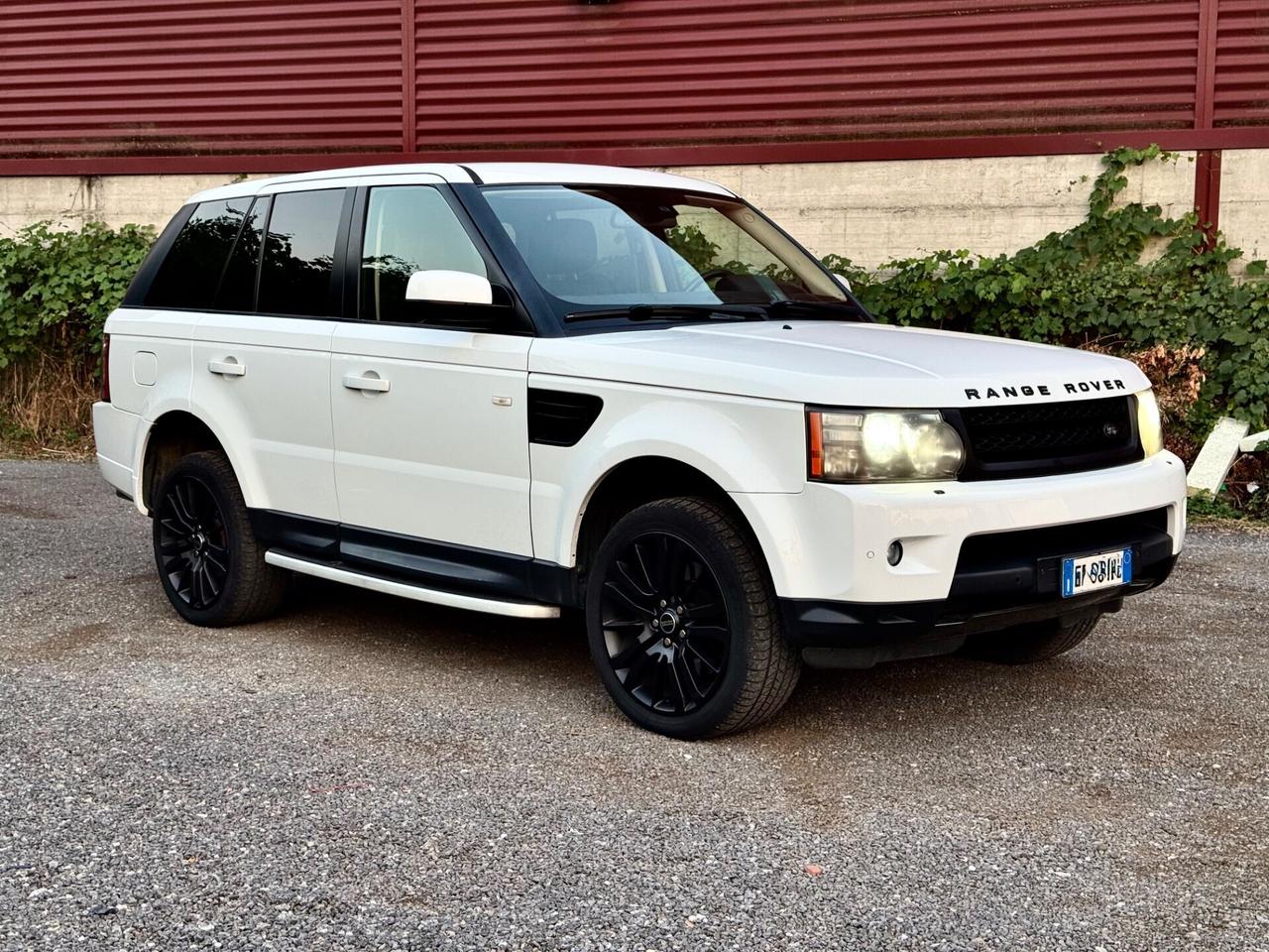 Land Rover Range Sport 3.0 TDV6 HSE 3.0 211cv 4x4 2013