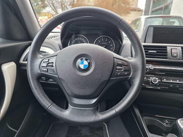 BMW 116 i 5p. Advantage