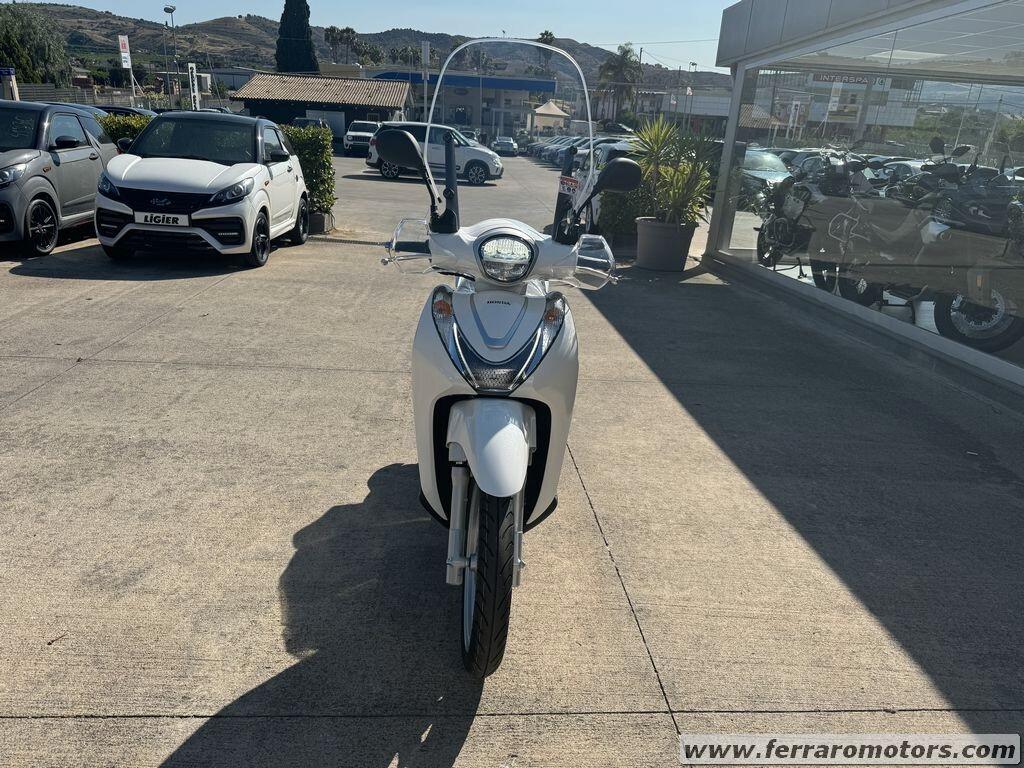 HONDA SH 125 MODE NUOVO A SOLI 32 EURO AL MESE