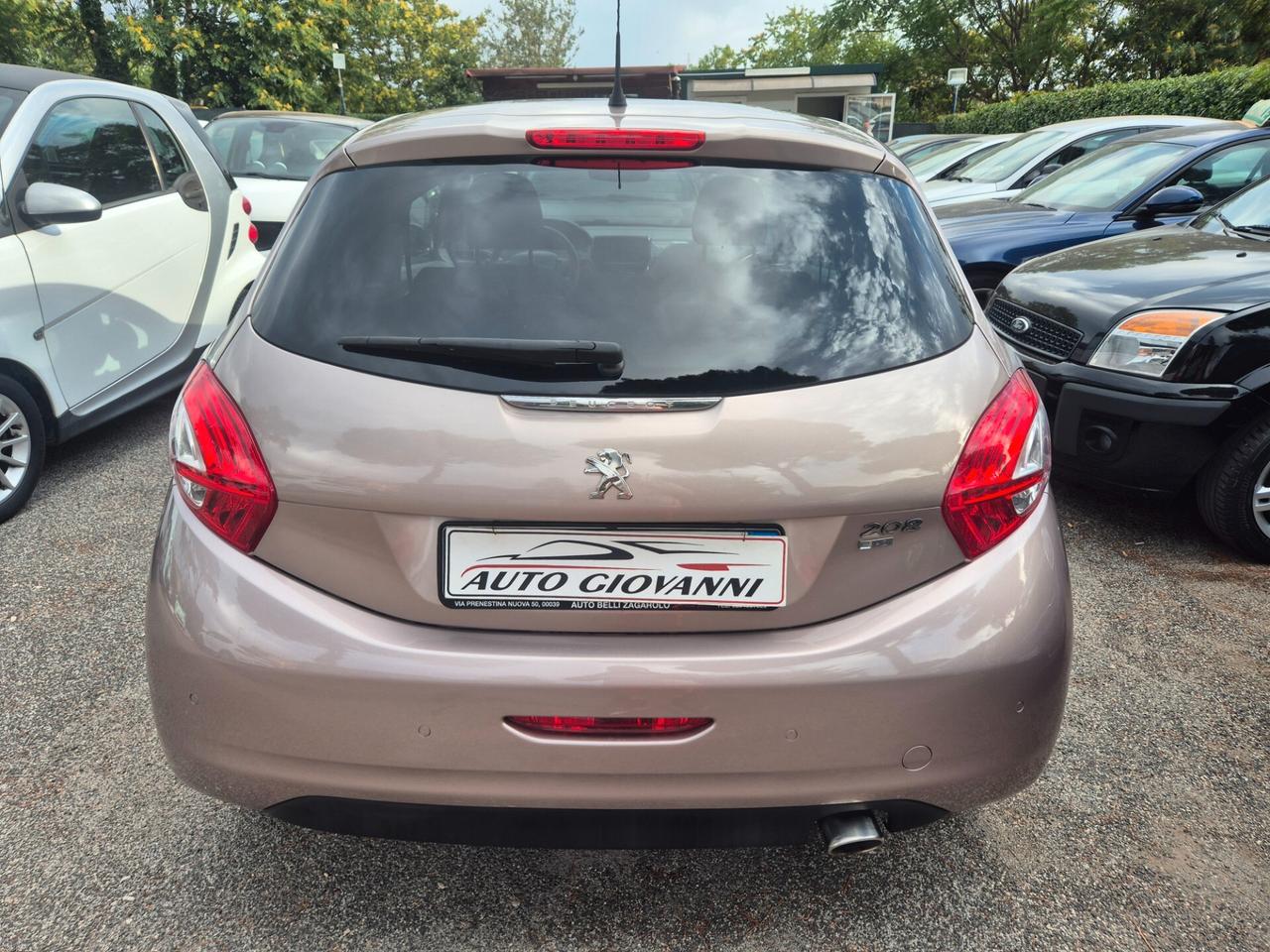 Peugeot 208 1.4 HDi 68 CV 3 porte Allure