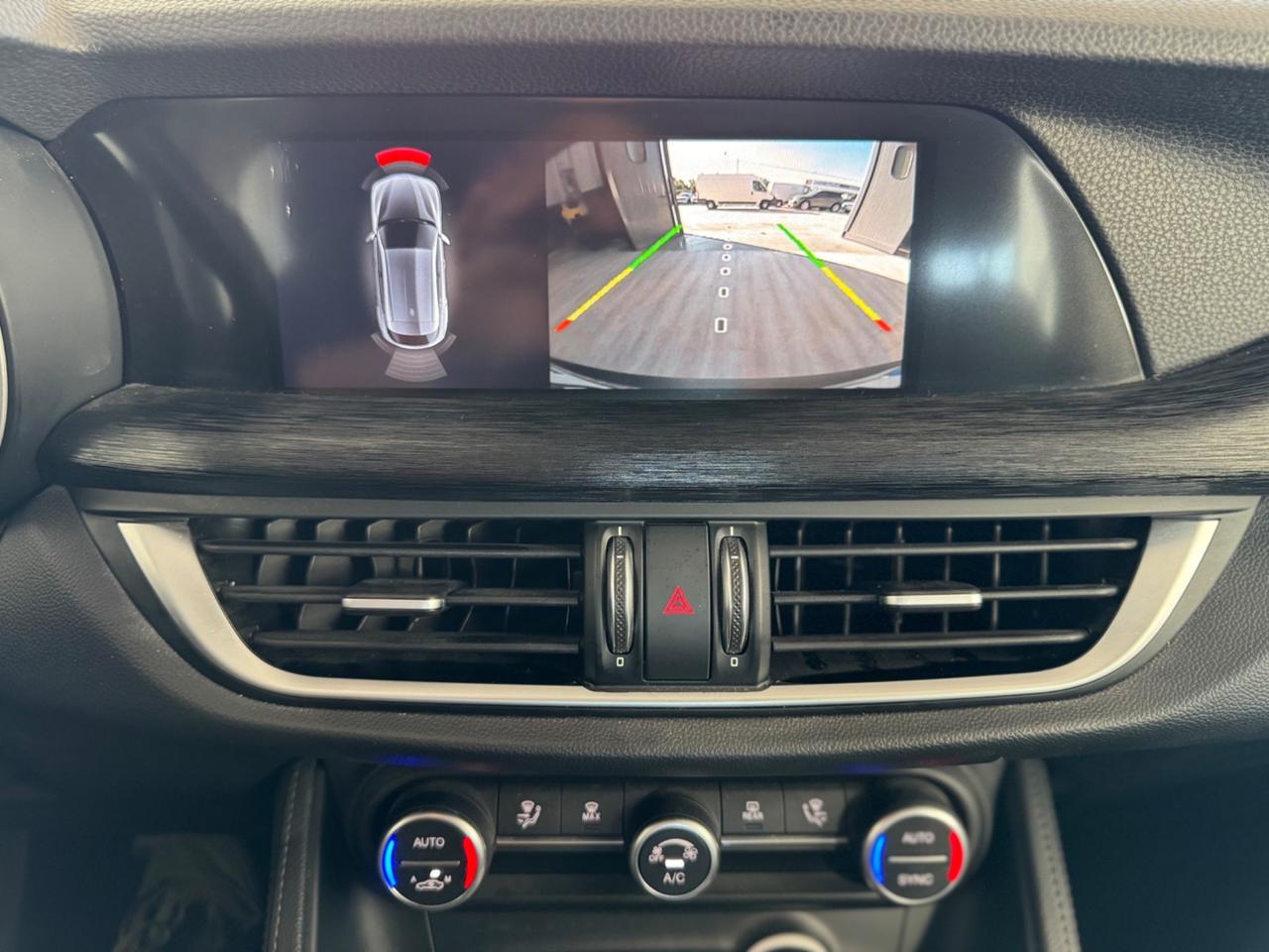 Stelvio 2.2 Turbodiesel 190 CV AT8 Q4 Business