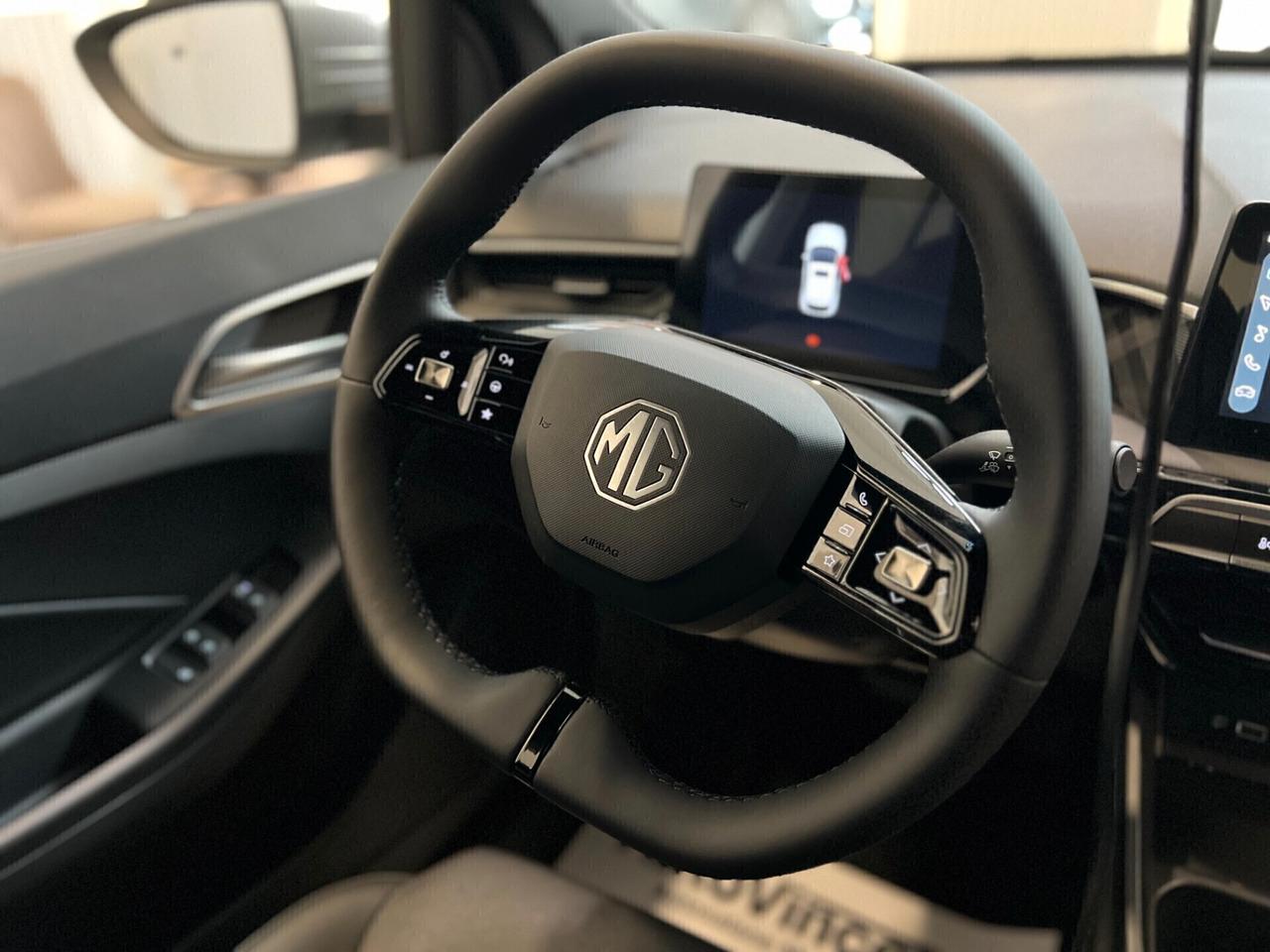 MG3 HYBRID PLUS LUXURY 195 CV AUTO KM0