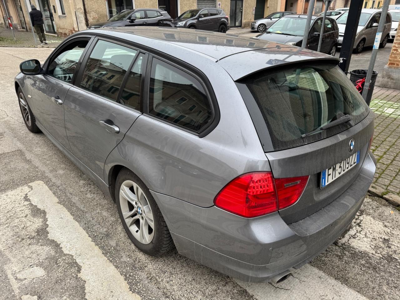 Bmw 320 320d cat Touring Attiva