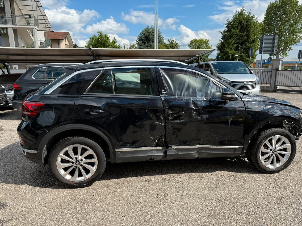 Volkswagen T-Roc 1.5 TSI ACT DSG Style ! INCIDENTATA START OK !