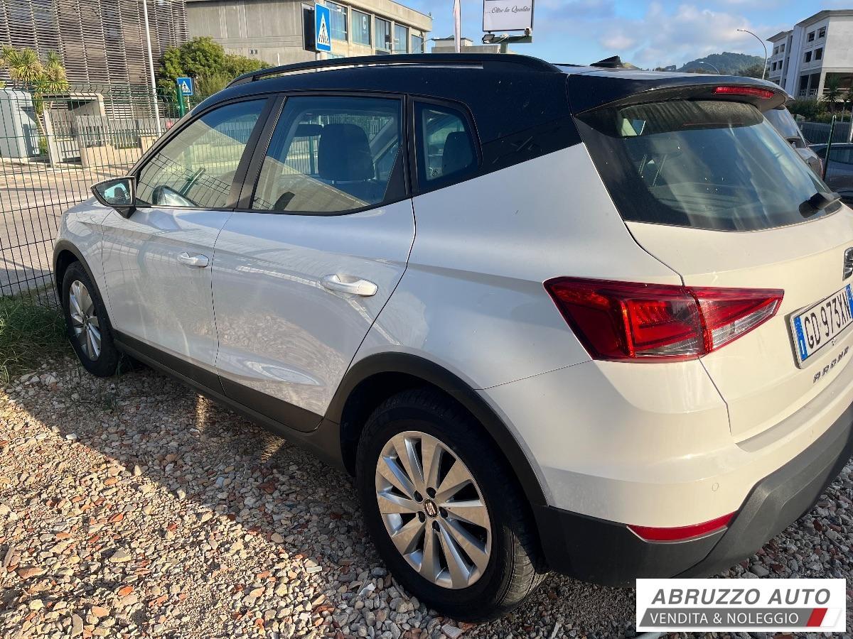 SEAT Arona 1.0 TGI 3 Disponibili