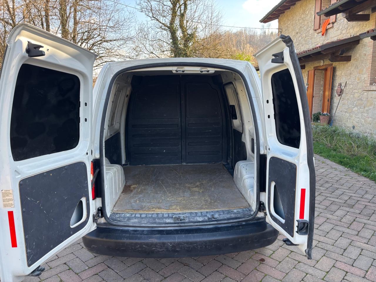 Volkswagen Caddy 1.6 TDI 102 CV DSG 4p. Van 88.000 Km