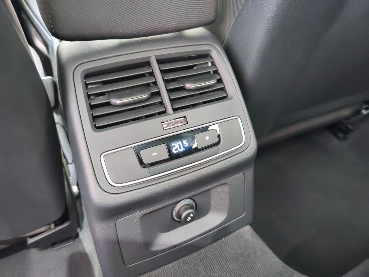 Audi A4 Avant 35 TDI/163 CV Mhev -S tronic Business Advanced