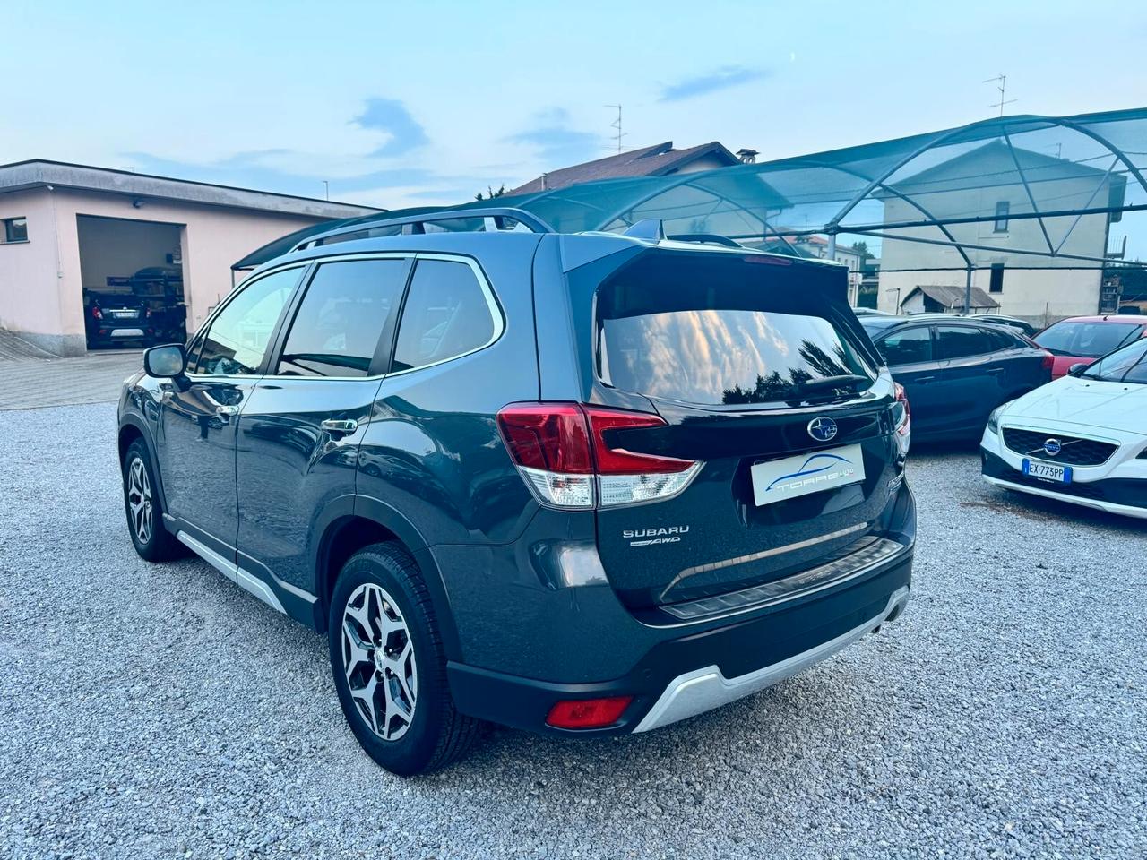 Subaru Forester 2.0 e-Boxer MHEV CVT Lineartronic Style