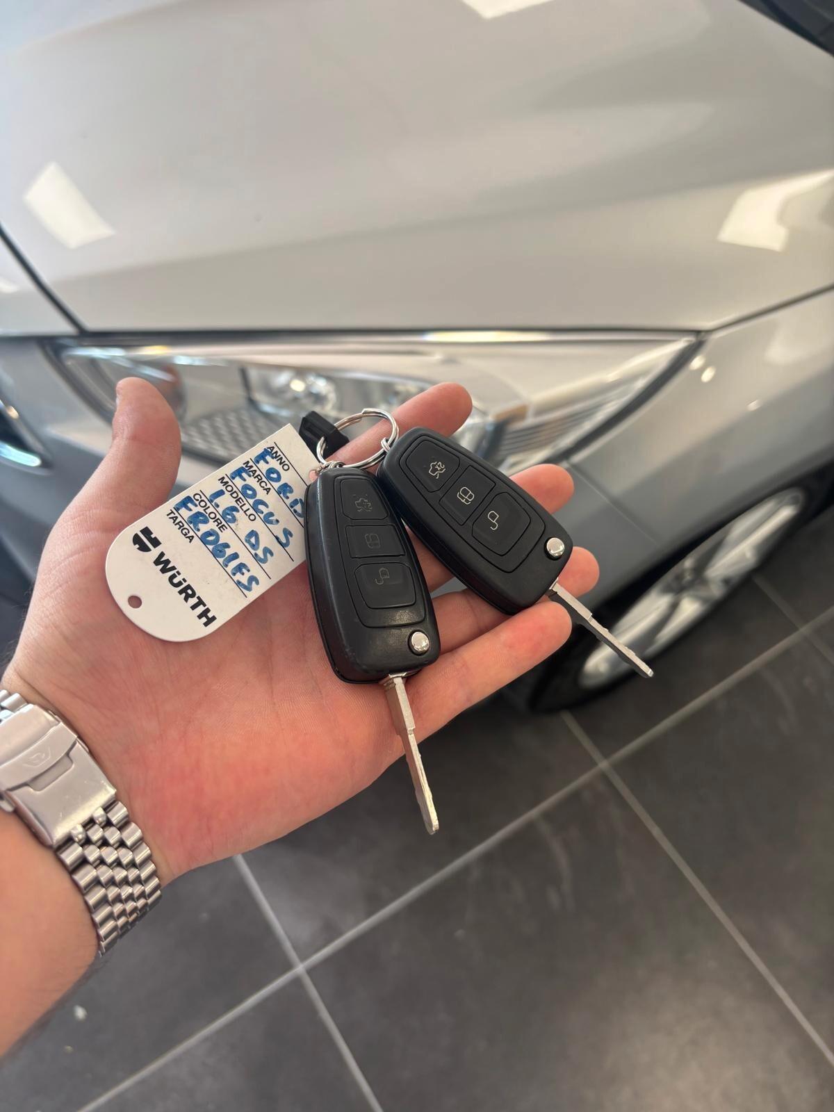 FORD FOCUS ANNO 2018 DS 1.5 ADATTA NEOPATENTATI KM 121 mila