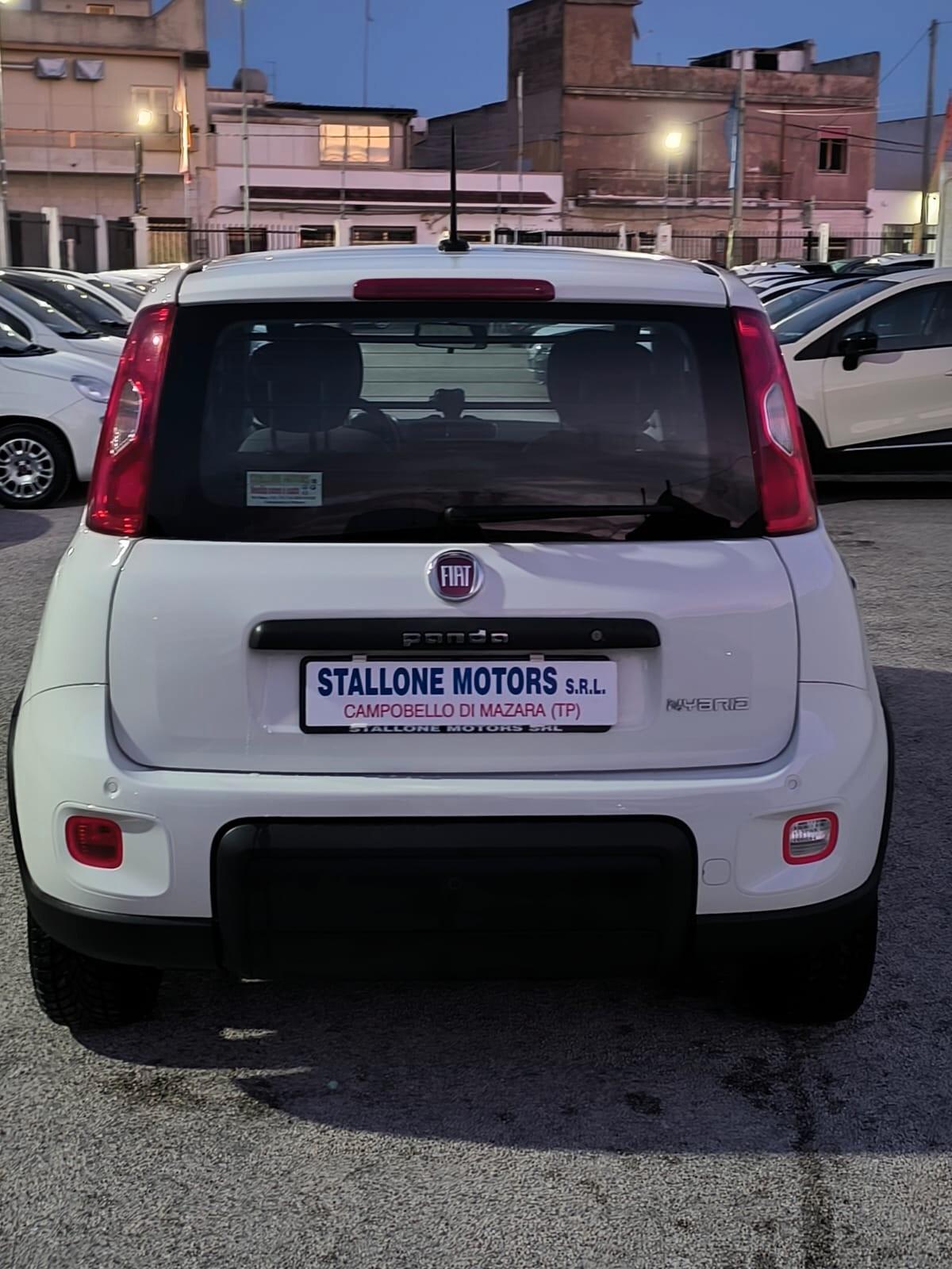 Fiat Panda 1.0 GSE 71 CV S&S Hybrid Street Van 2021