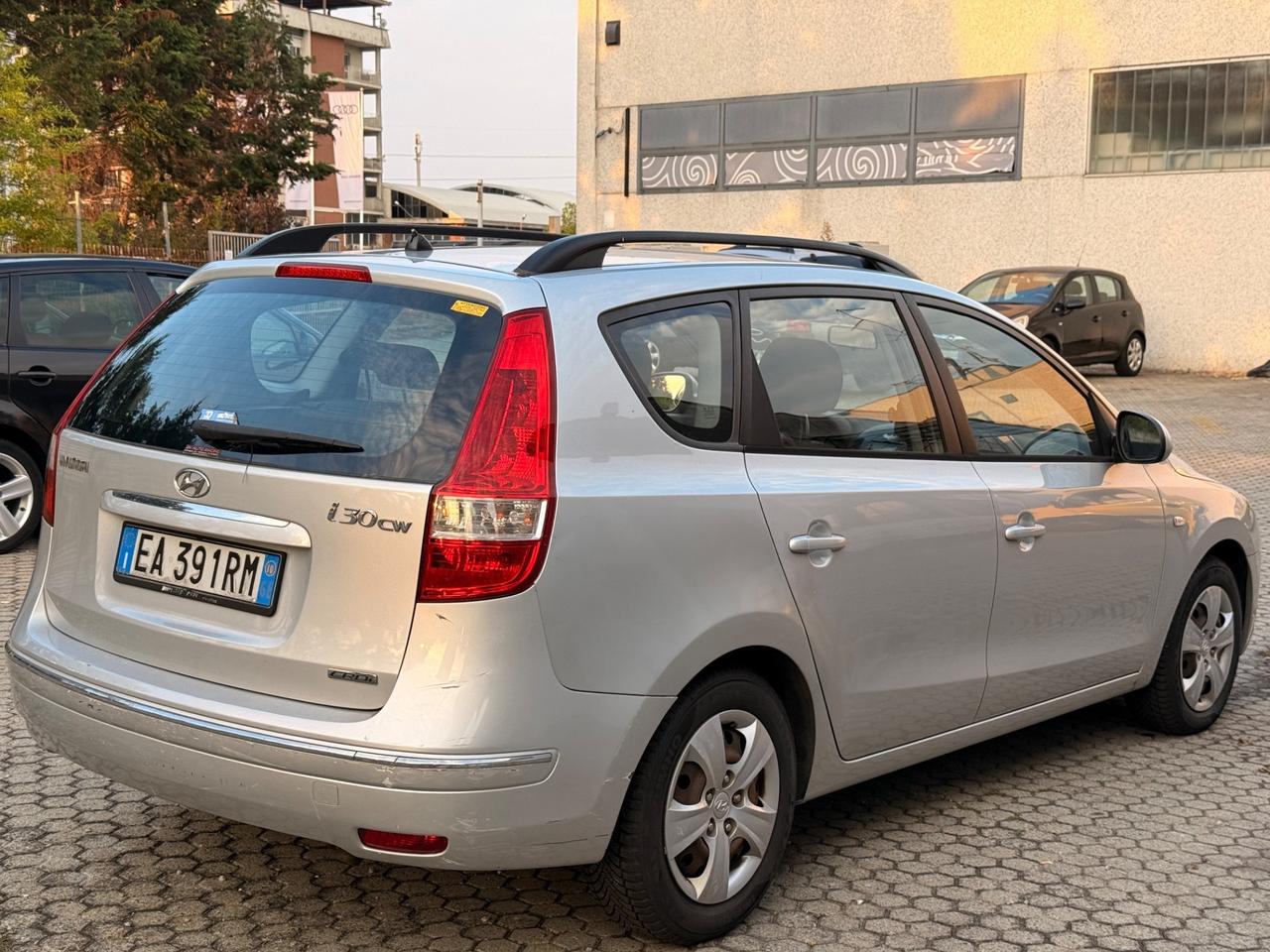 Hyundai i30 CW 1.6 CRDi VGT 16V 90CV