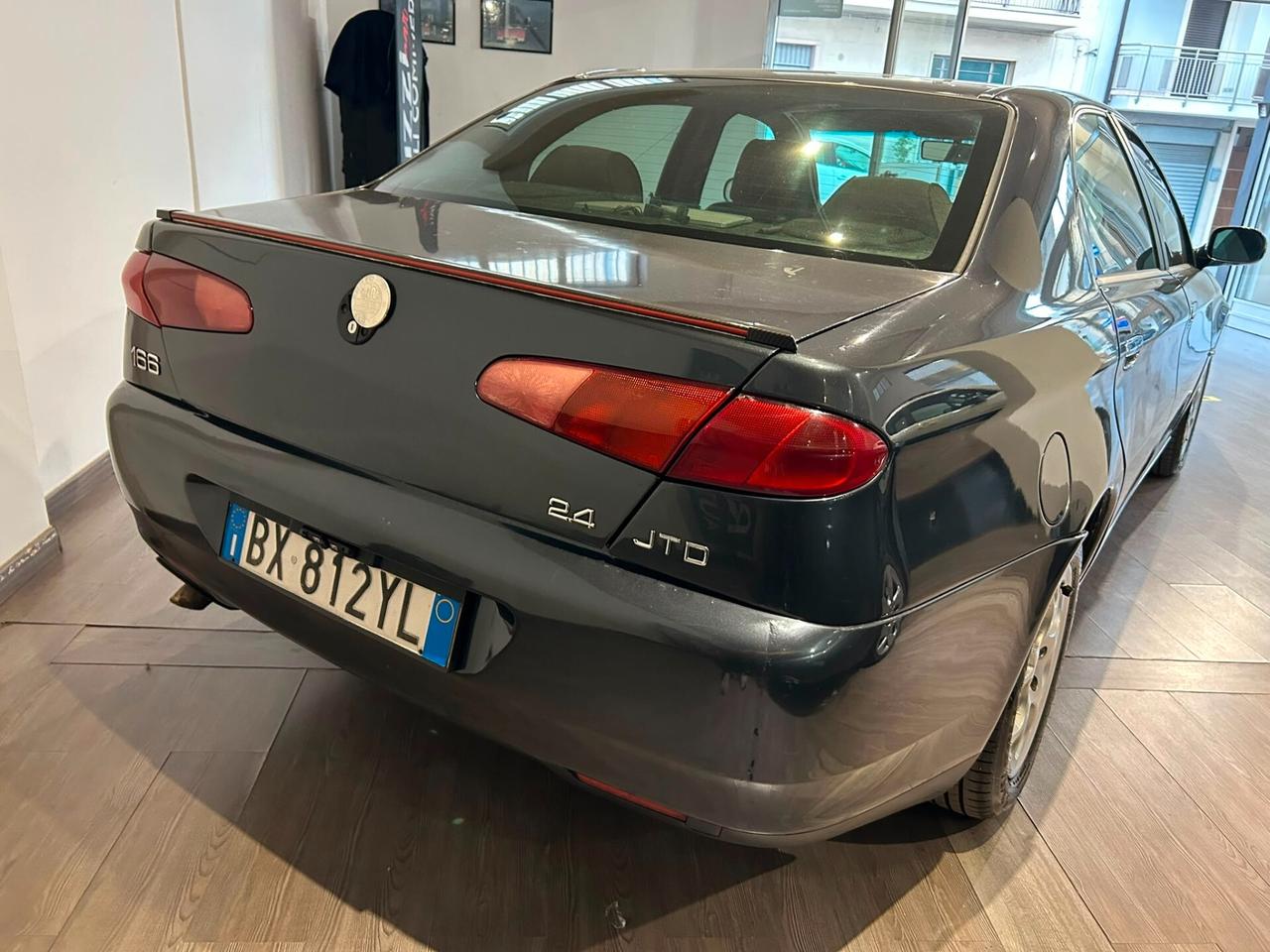 Alfa Romeo 166 2.4 JTD cat Distinctive Uniproprietario