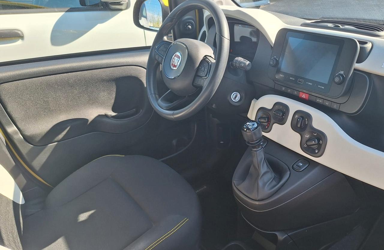 Fiat Pandina Cross 1.0 Hybrid SOLO 6.800 KM