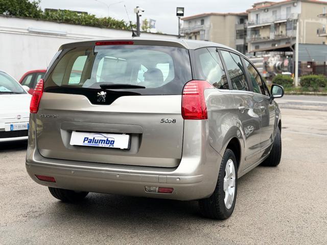 PEUGEOT 5008 2.0 HDi 150CV BUSINESS PERFETTO