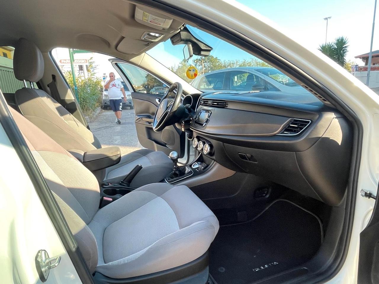 Alfa Romeo Giulietta 1.6 JTDm-2 105 CV Exclusive