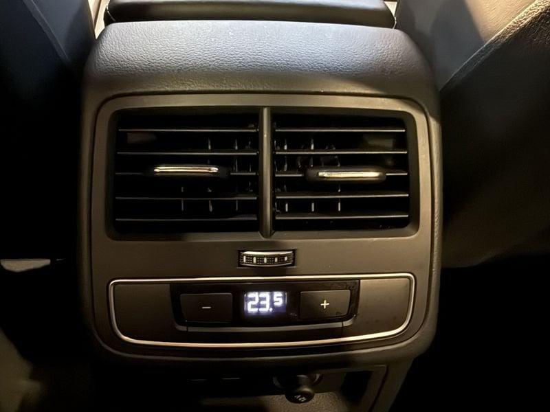 Audi A4 A4 Avant 45 TFSI quattro S tronic S line edition