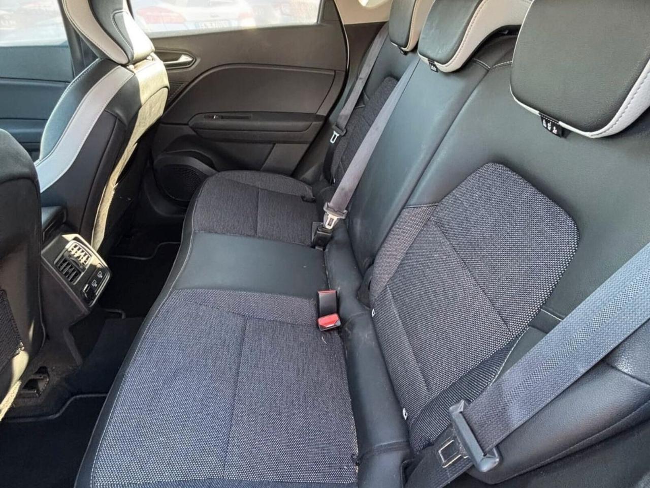 Renault Captur Full Hybrid E-Tech 145 CV Intens
