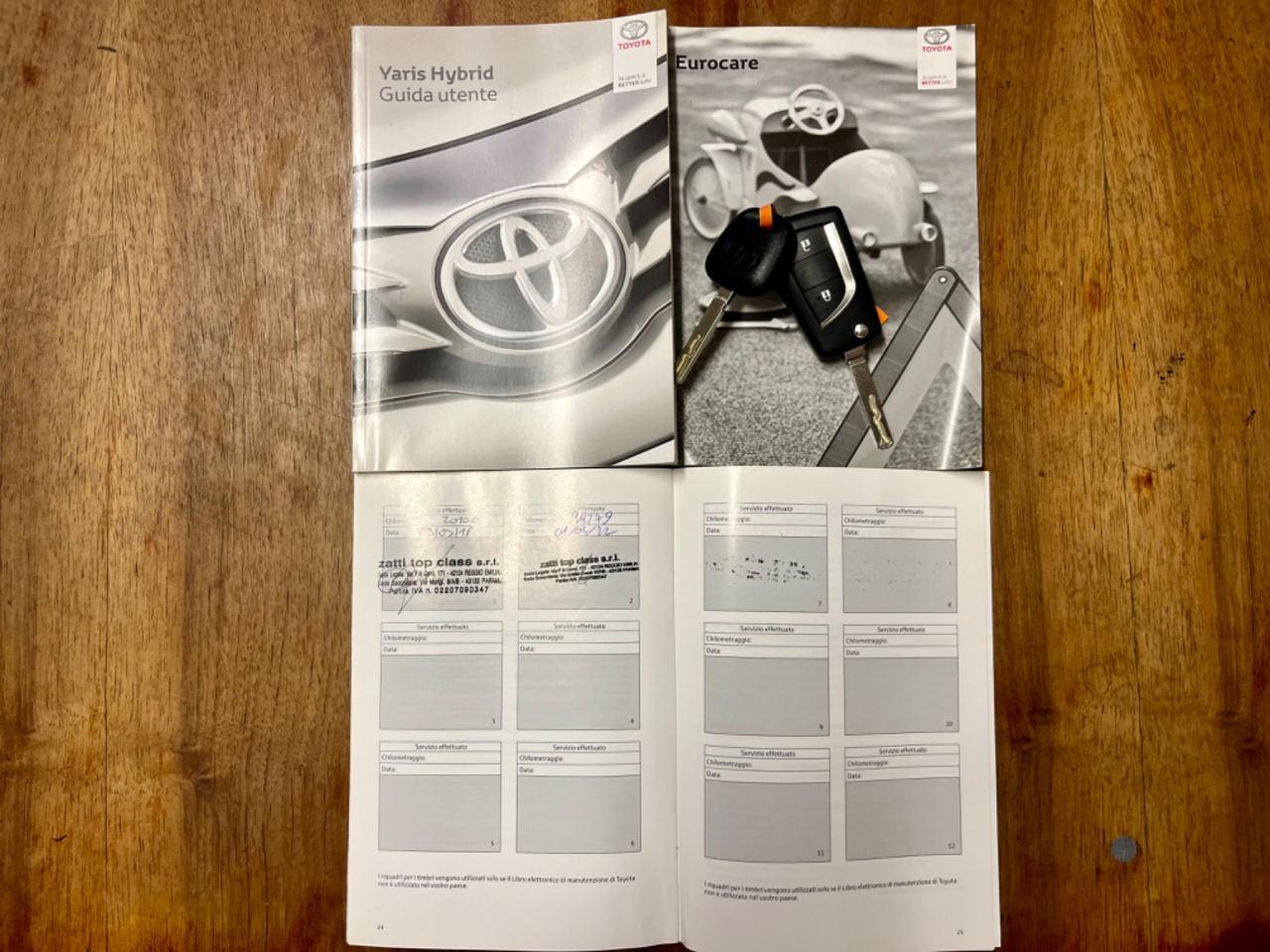 Toyota Yaris 1.5h 2015 61.000km pari al nuovo
