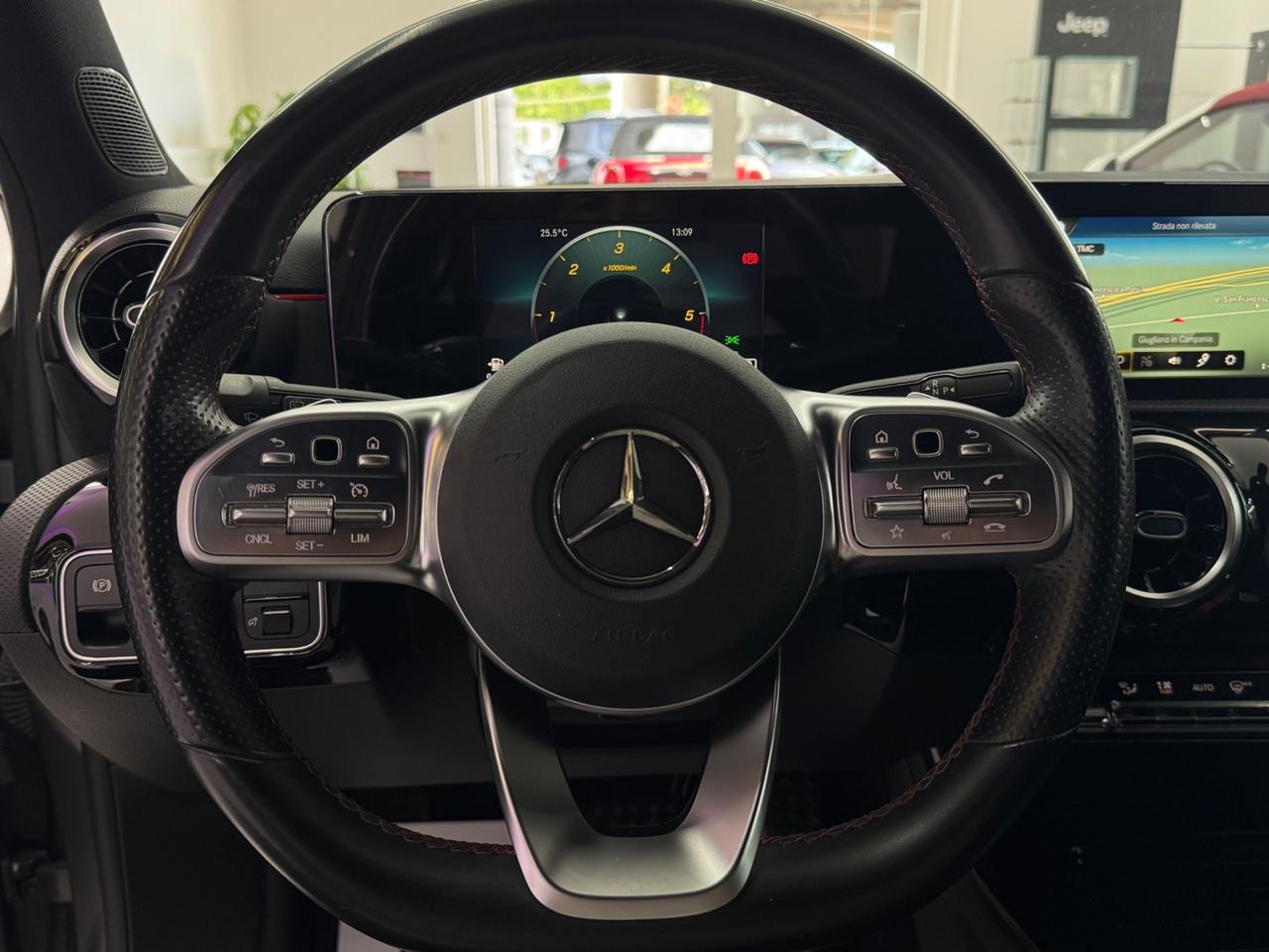 Mercedes-benz Classe A 180d Premium AMG