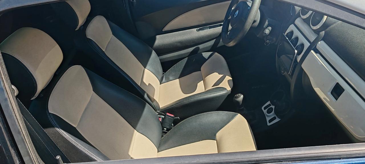 Aixam City Premium Vision ABS car play
