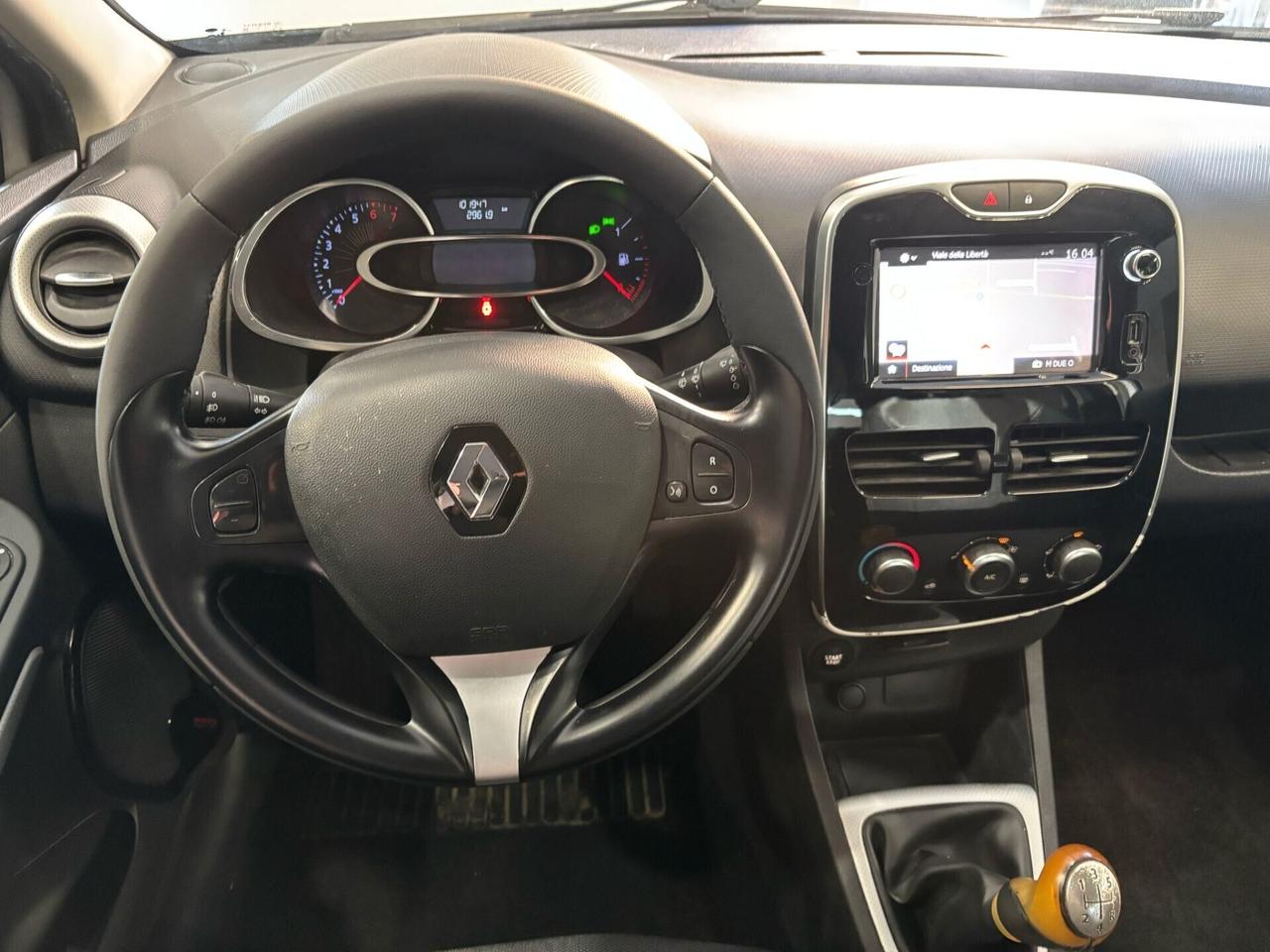 Renault Clio 1.2 75 CV 5 porte Duel