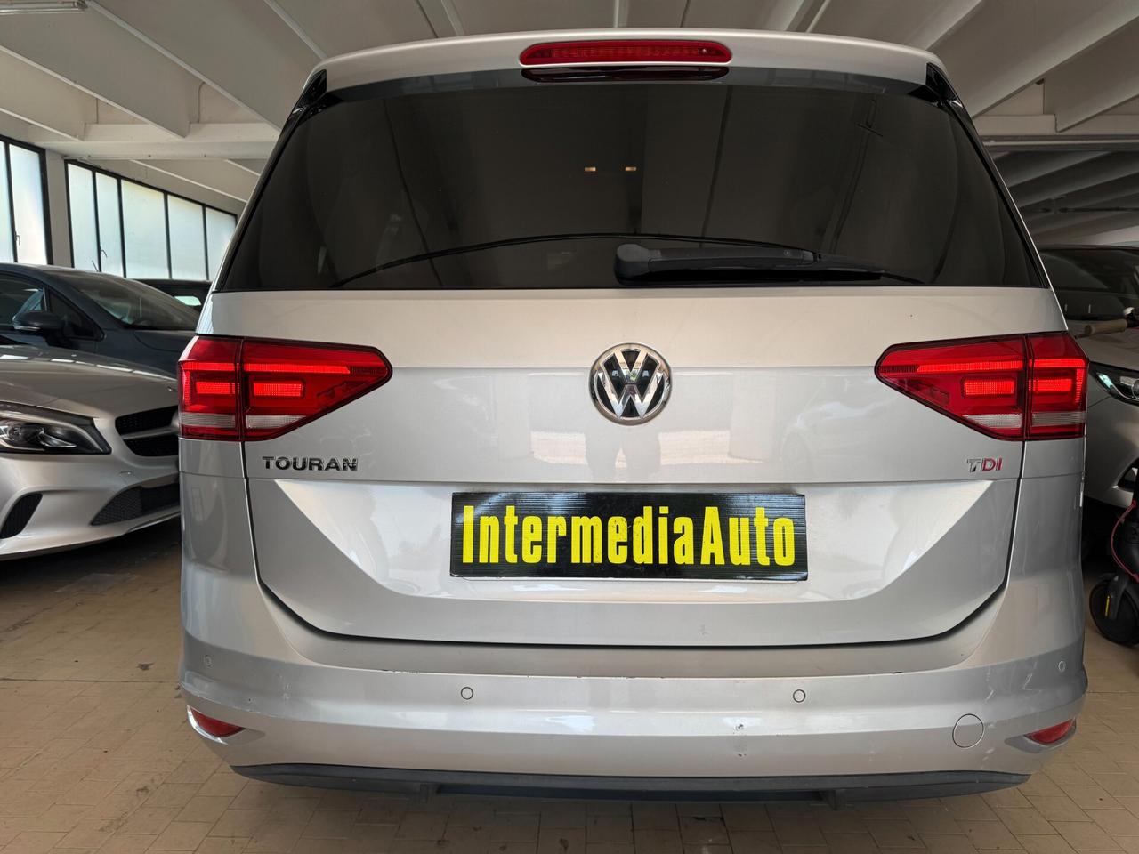 Volkswagen Touran 1.6 TDI Highline 7 Posti
