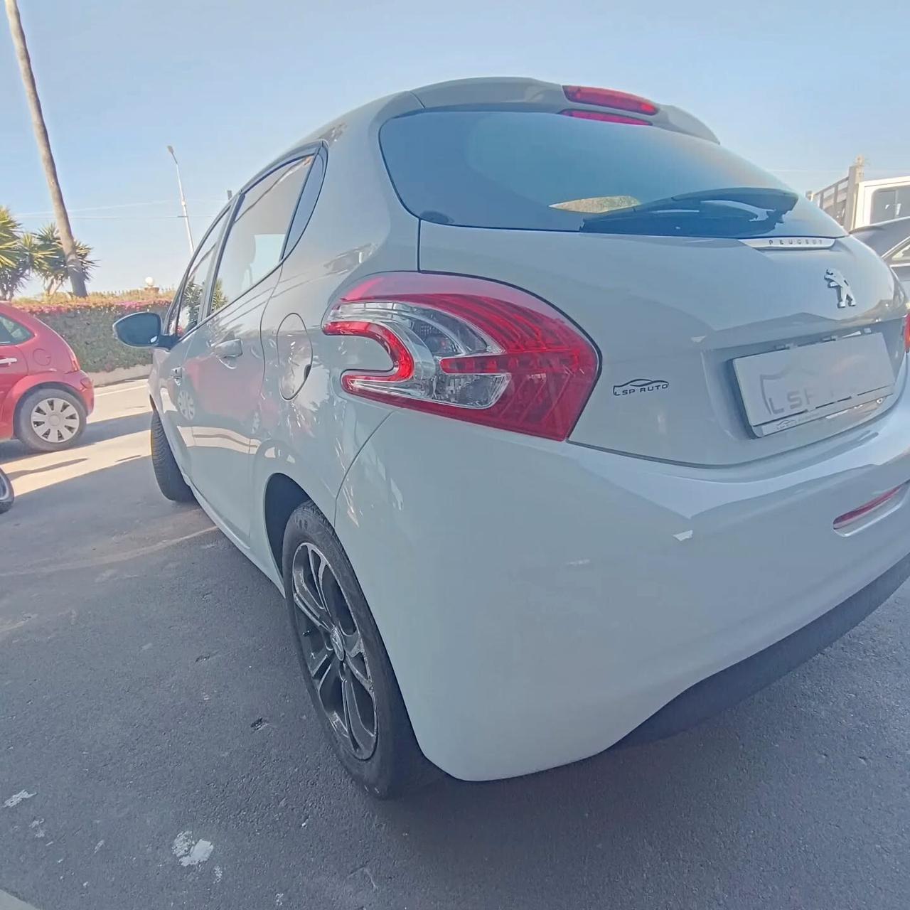 Peugeot 208 1.4 HDi OK NEOPATENTATI