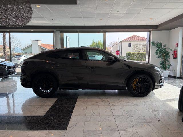 LAMBORGHINI Urus 4.0 650CV