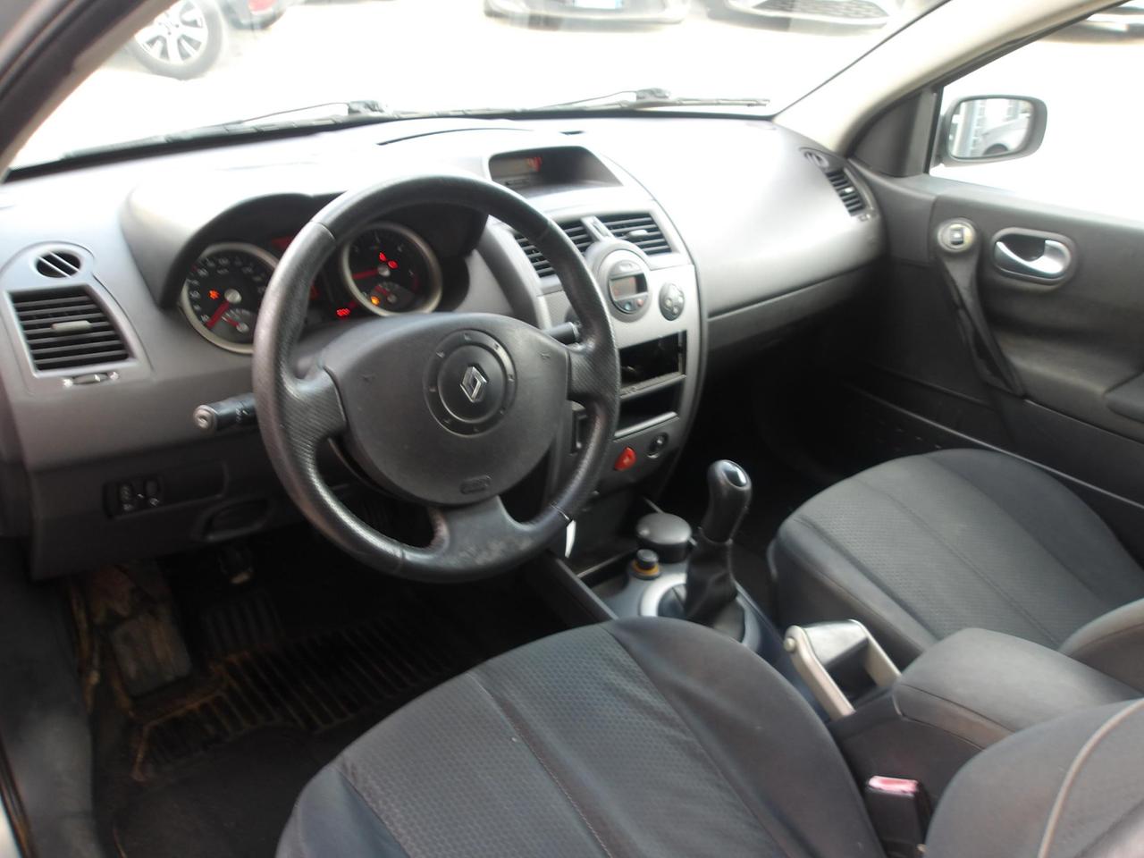 Renault Megane Grandtour 1.5 dci Confort Dynamique 100cv