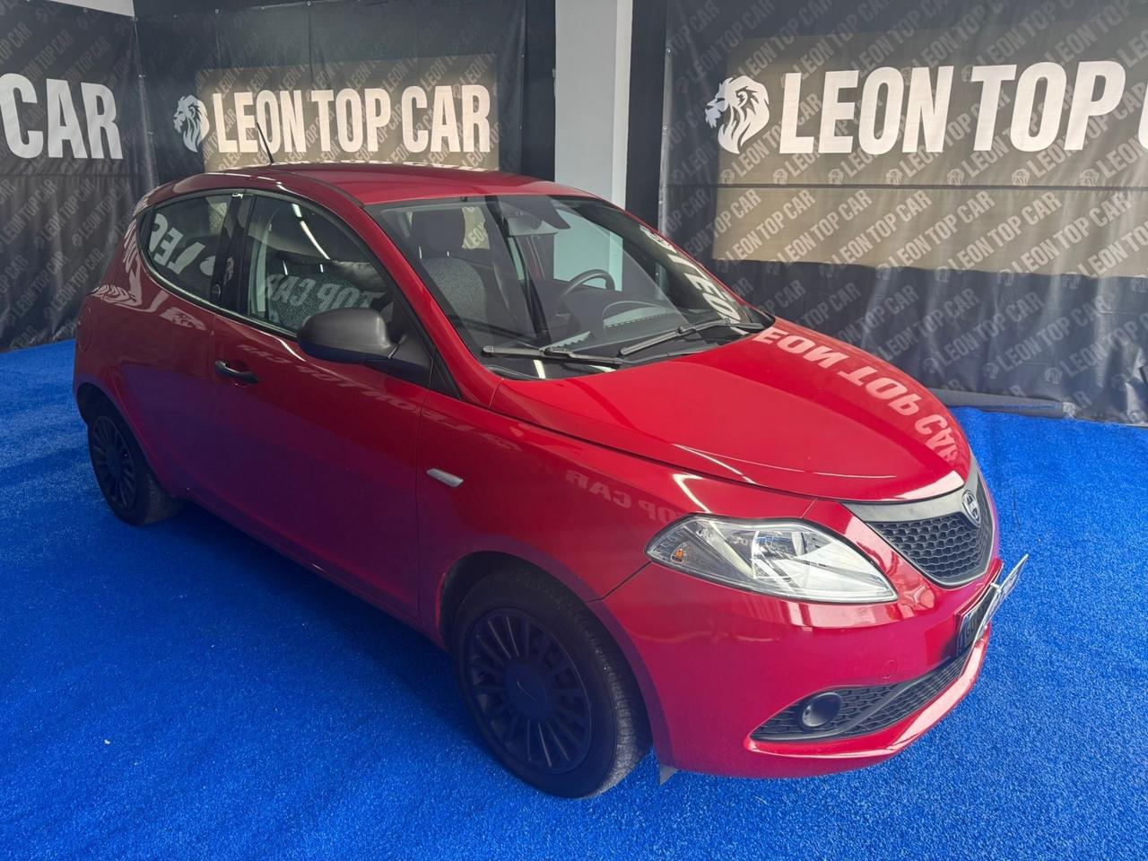 Lancia Ypsilon 1.0 FireFly 5 porte S&S Hybrid Ecochic A. Ferretti