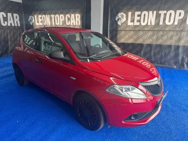 Lancia Ypsilon 1.0 FireFly 5 porte S&S Hybrid Ecochic A. Ferretti