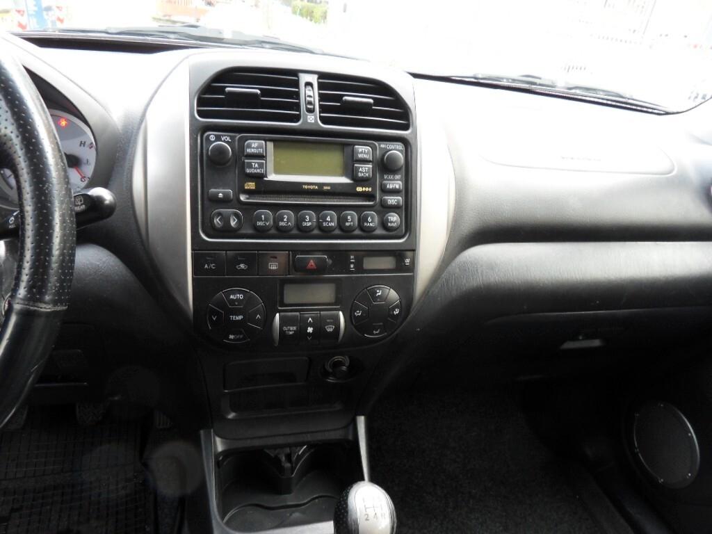 Toyota RAV 4 RAV4 2.0 16V cat 3 porte