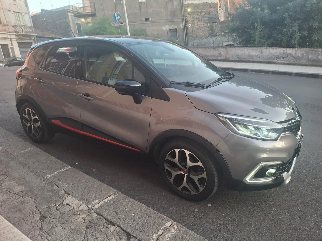 Renault Captur dCi 8V 90 CV Start&Stop Sport Edition2