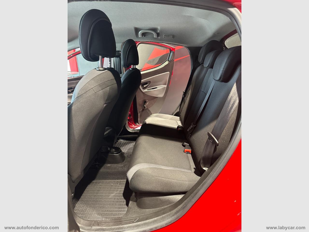 LANCIA Ypsilon 1.2 69 CV 5p. GPL Ecochic Gold