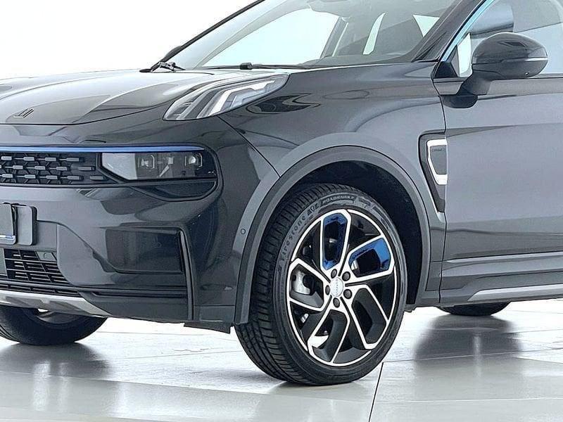 Lynk & Co 01 PHEV