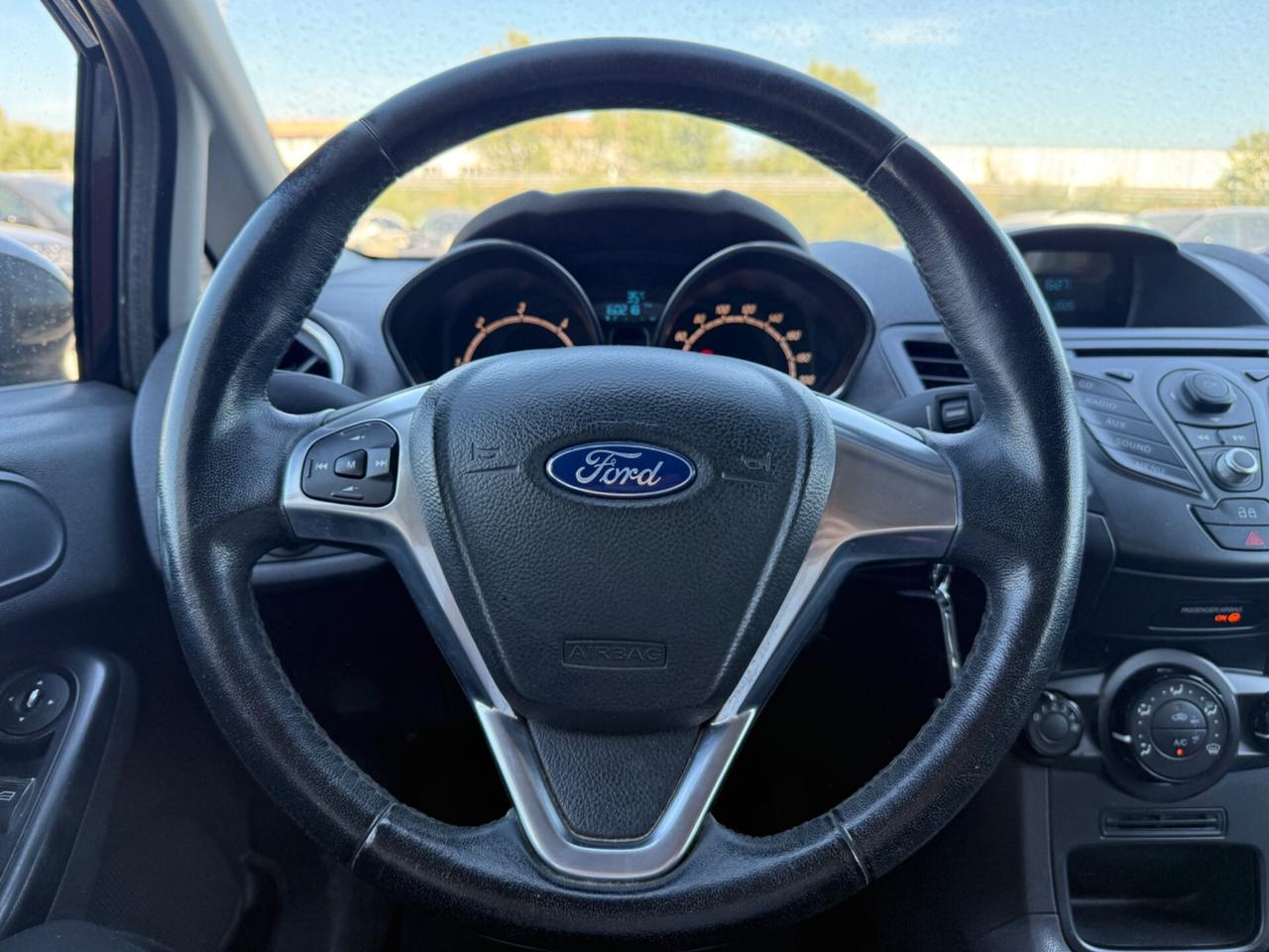 Ford Fiesta 1.5 TDCi 75CV 5 porte Titanium