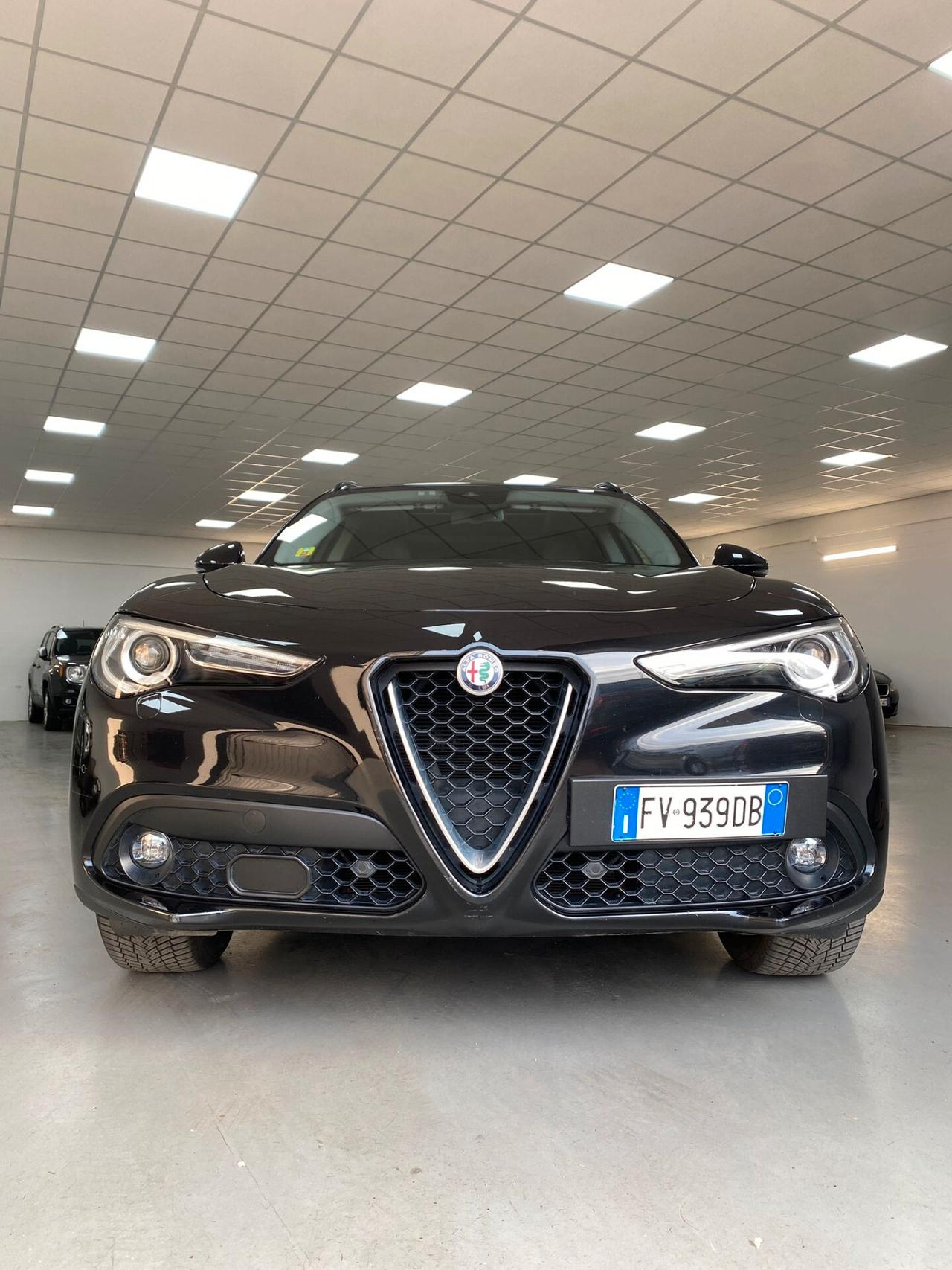 Alfa Romeo Stelvio 2.2 Turbodiesel 210 CV AT8 Q4 Executive