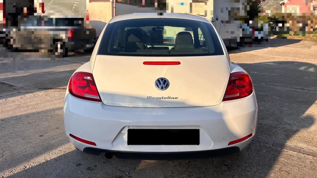 Volkswagen Maggiolino 1.6 TDI 105cv