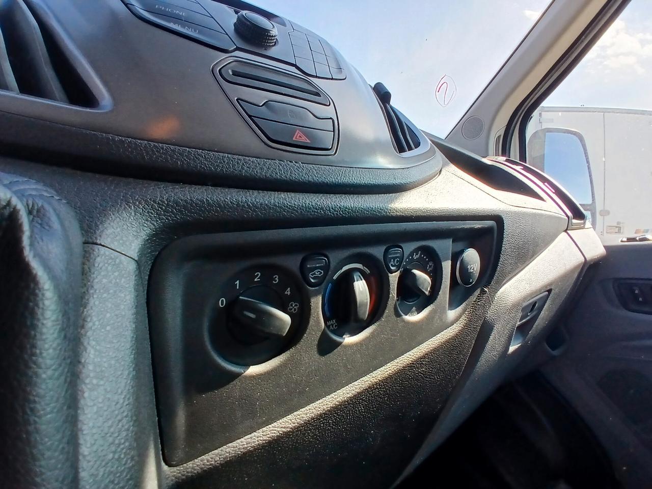 Ford Transit 350 2.0TDCi EcoBlue 170CV PL-SL-TA Furg. Jumbo Trend