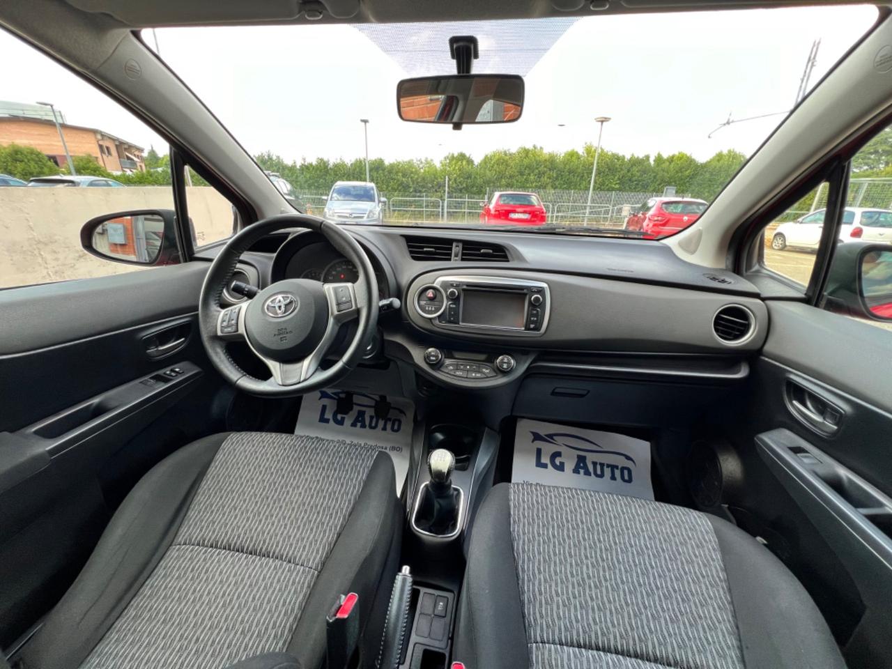 Toyota Yaris 1.0 5 porte Lounge. NEOPATENTATO