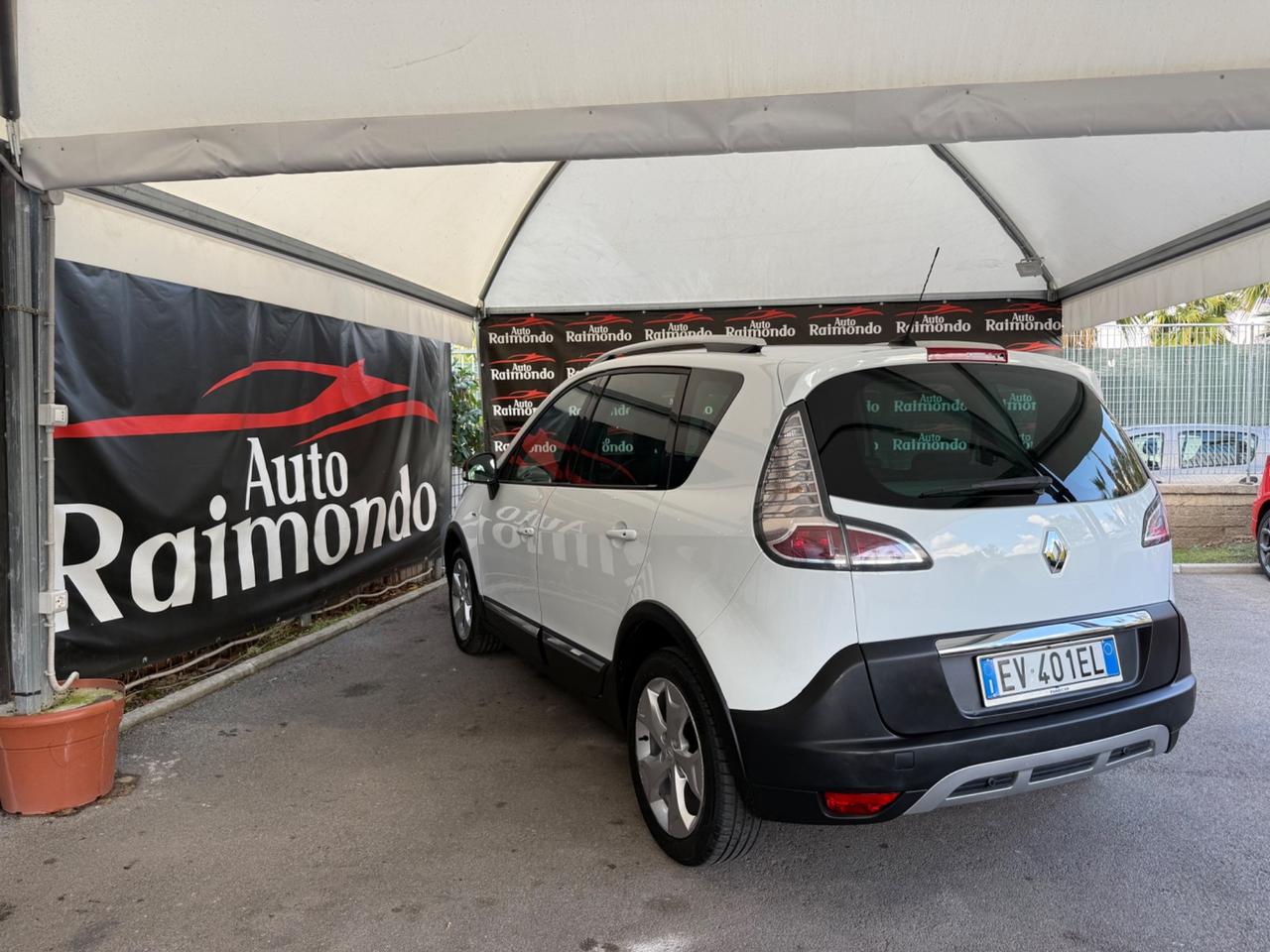 Renault Scénic XMod Cross 1.5 dCi 110CV Bose