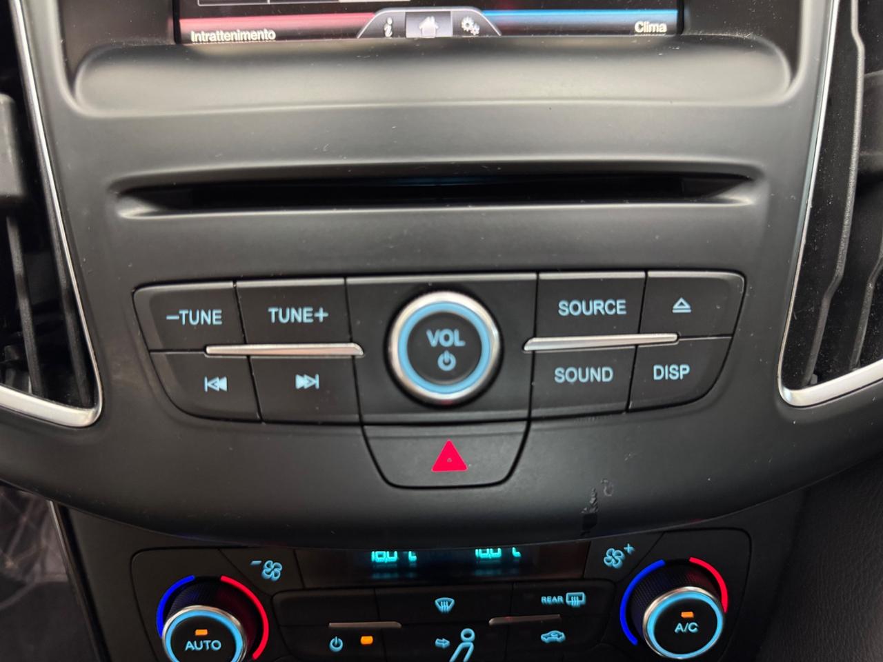 Ford Focus 1.5 TDCi ADATTA NEOPATENTATI 95 CV Start&Stop Titanium