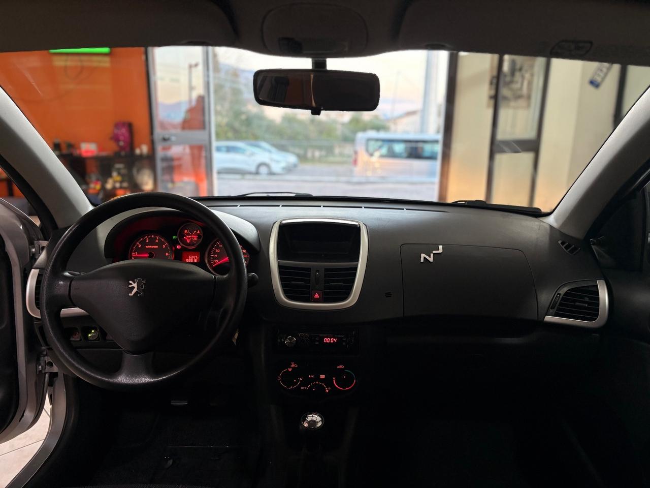 Peugeot 207 1.2 57 CV 5p. GPL