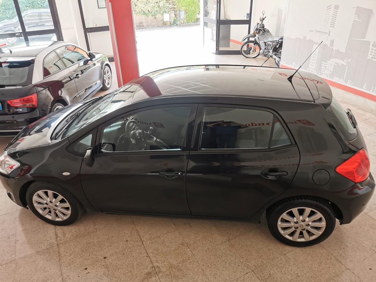 Toyota Auris 2.0 D-4D 5 porte Sol