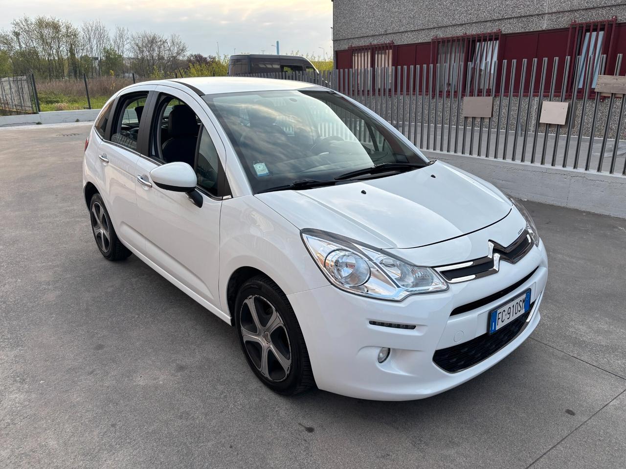 Citroen C3 PureTech 82 Live Edition