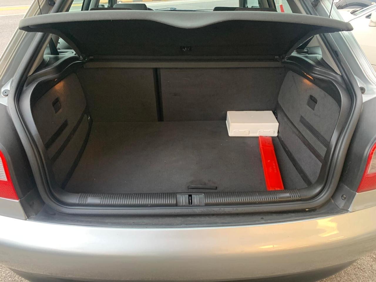 Audi A3 1.8 T 20V 150cv 5p. quattro A.S.I.